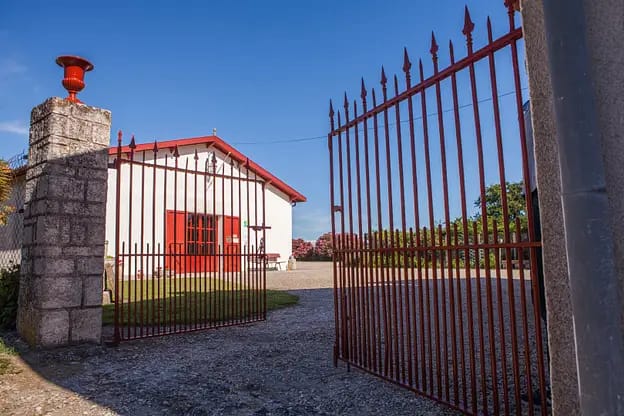 chateau-du-moulin-rouge-70-Grande